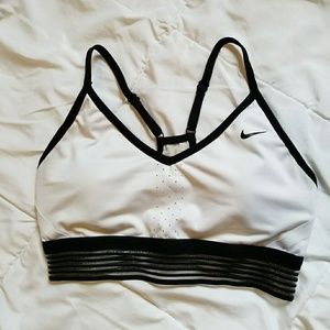 Nike Medium sports bra